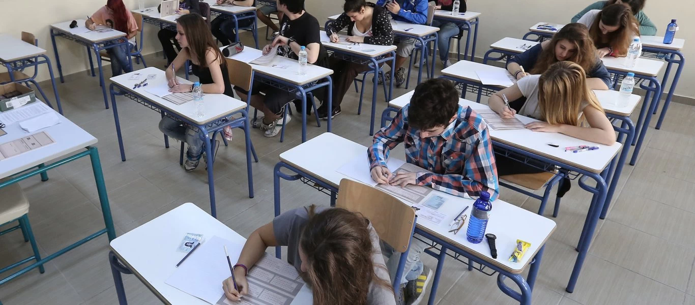 Πανελλαδικές 2021: Αναμένεται αύξηση των Βάσεων - «Κόβονται» θέσεις από Αθήνα και Θεσσαλονίκη